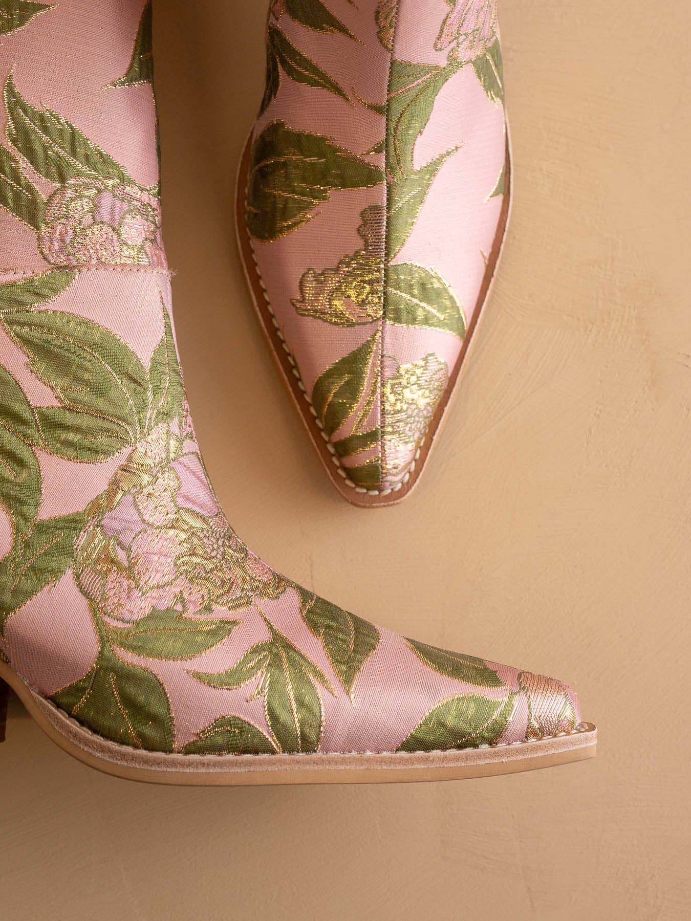 The Tesha | Rose Garden Floral Cowboy Boot - Blackbird Boutique