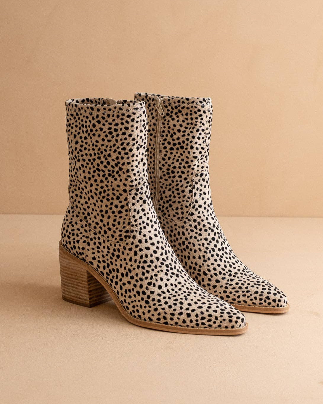 The Vienna | Cheetah Sleek ankle hugging bootie - Blackbird Boutique