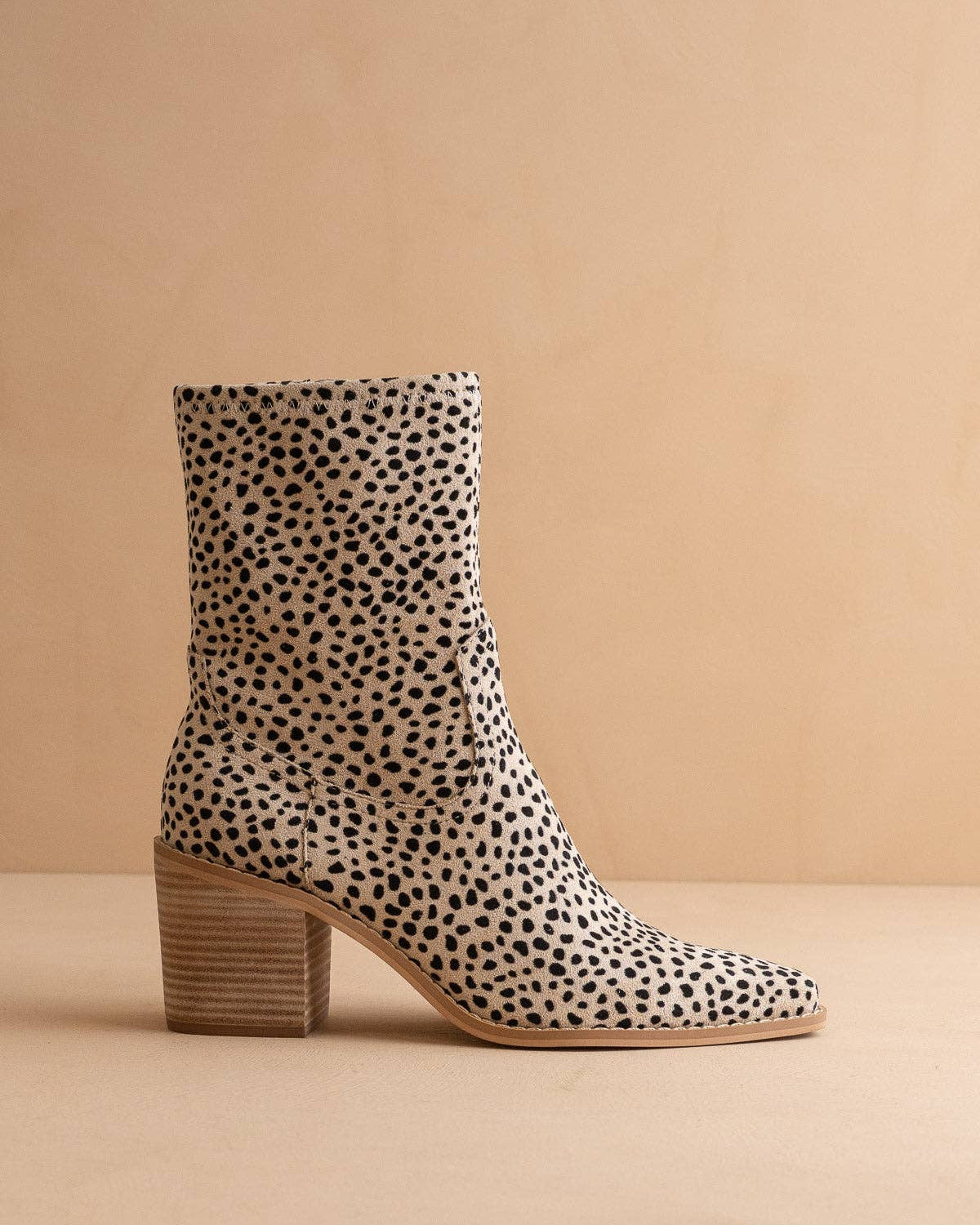 The Vienna | Cheetah Sleek ankle hugging bootie - Blackbird Boutique