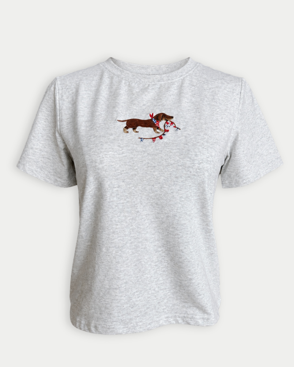 CAMMIE CREW NECK SHORT SLEEVE "USA DOG" EMBROIDERED T-SHIRT