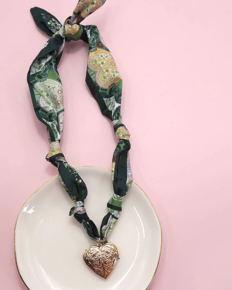 HANDMADE SCARF CHARM NECKLACE - Blackbird Boutique