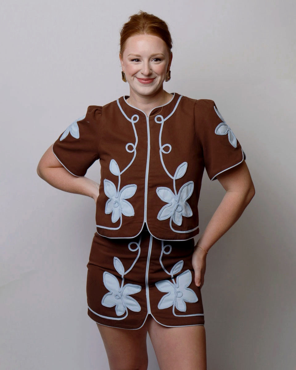 The Rachel Appliqué Floral Short Puff Sleeve Structured Top