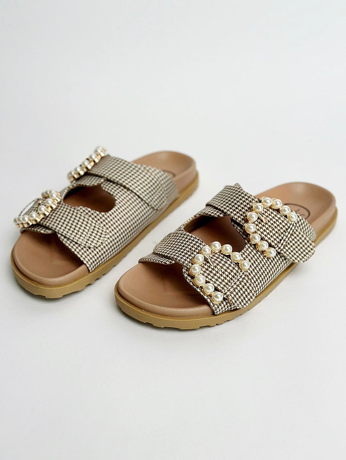 Kelly Sandals in Nude