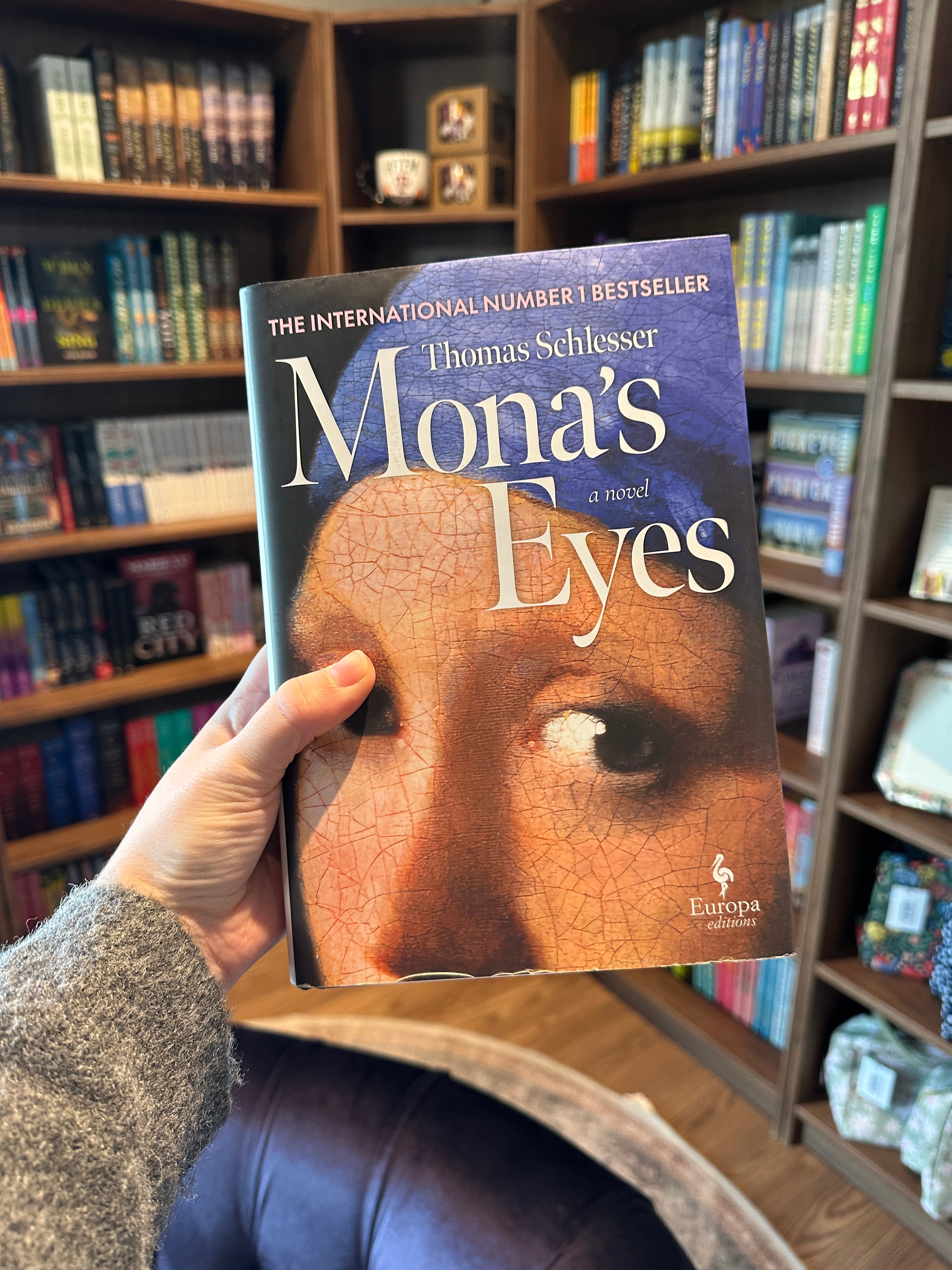 Mona’s Eyes