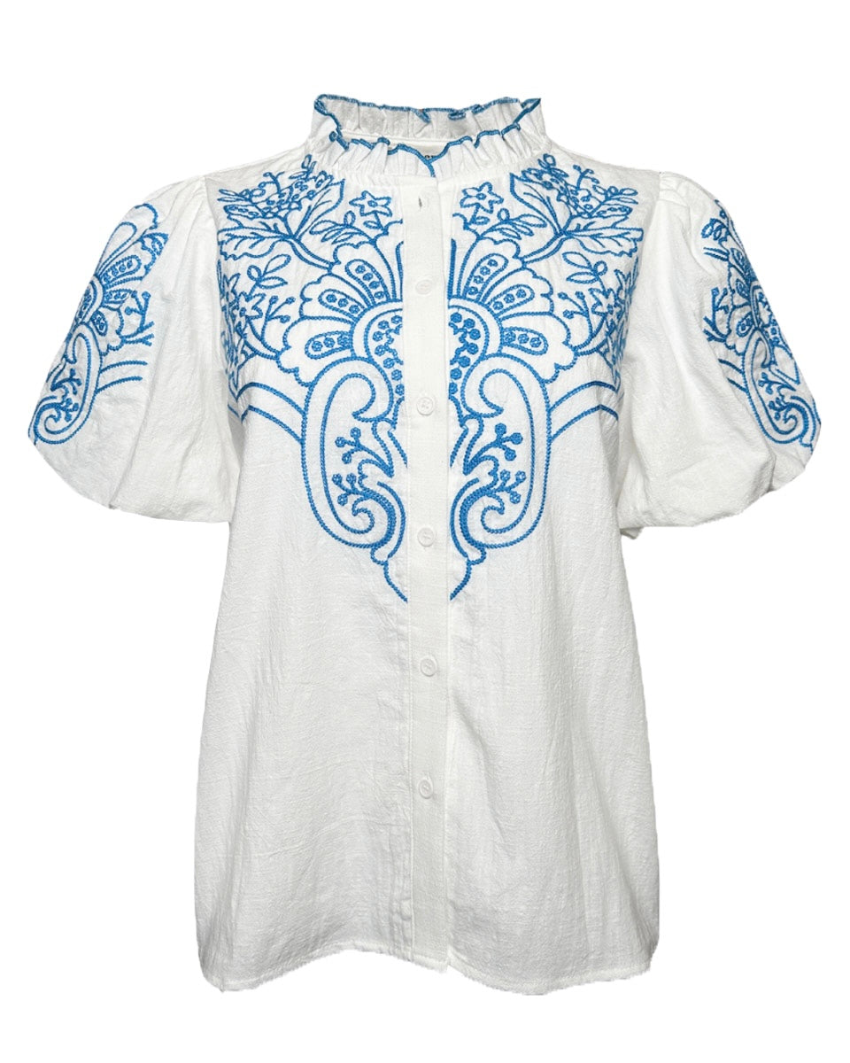 Embroidered Top With Ruffe Neckline in White/Blue