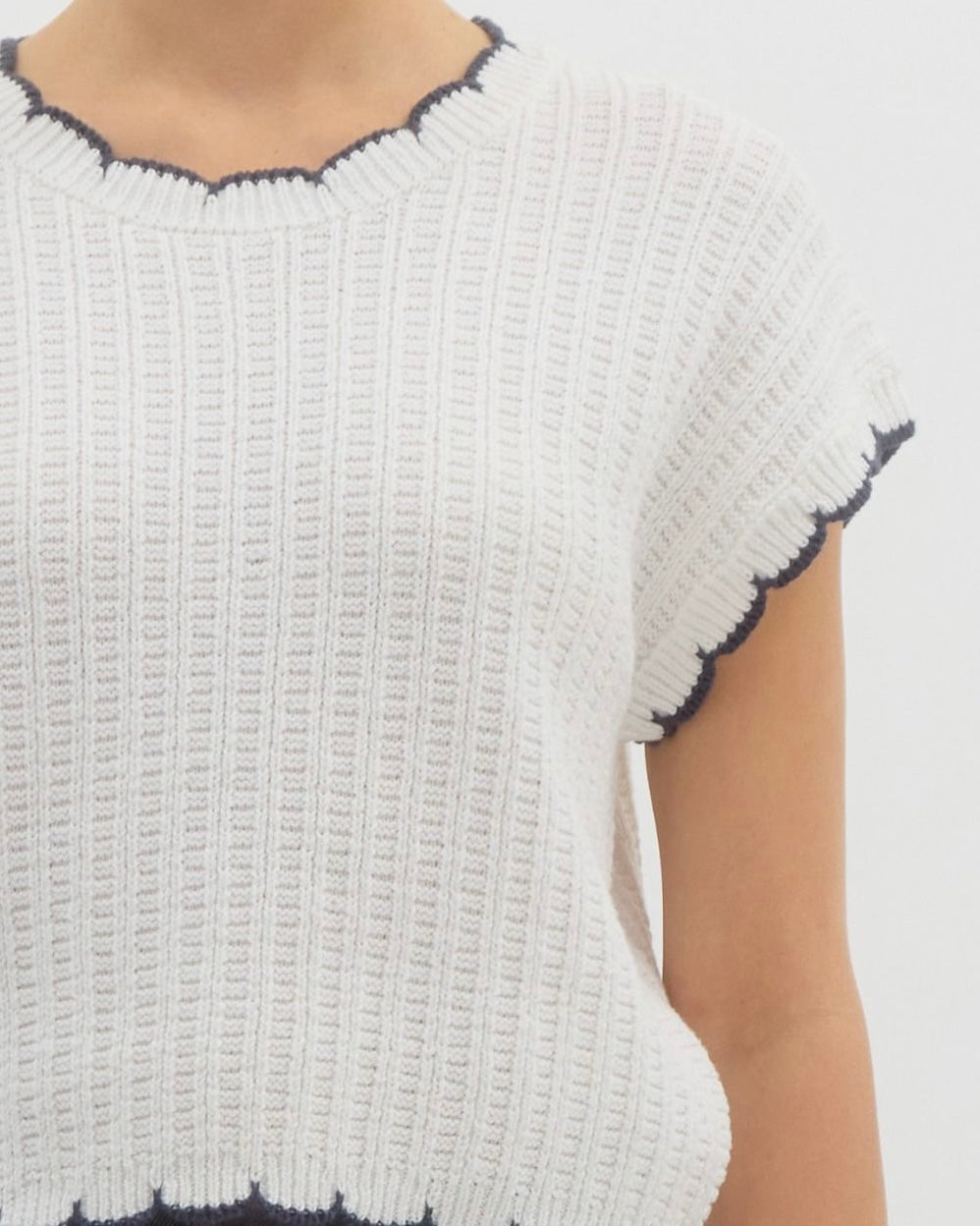 Solid Pullover Knit Sweater Top in Off White