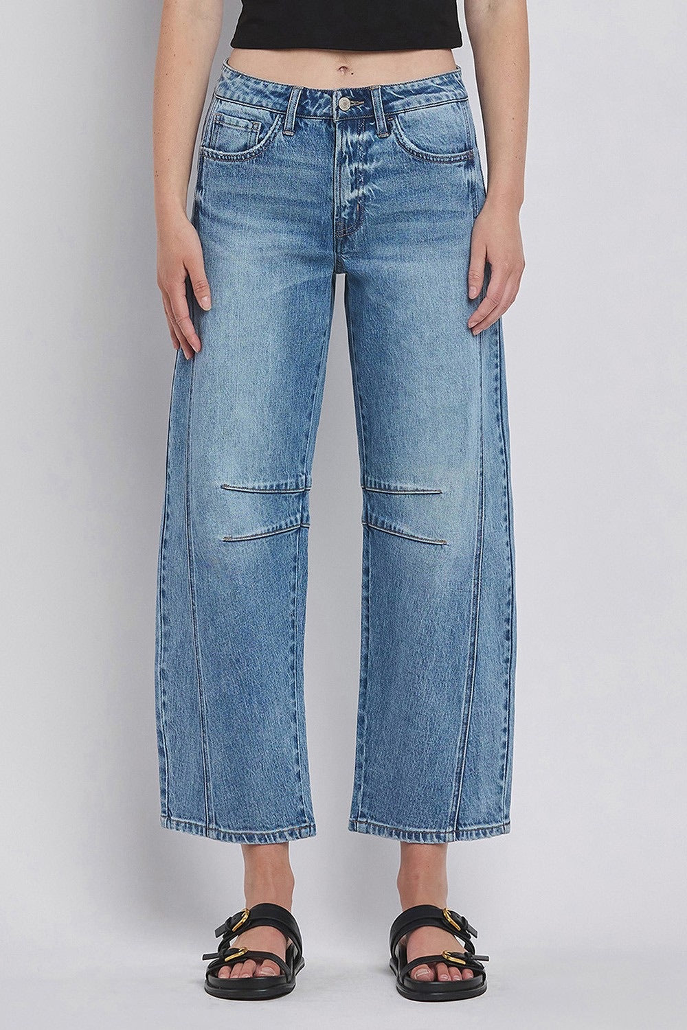 HIGH RISE BARREL LEG JEANS