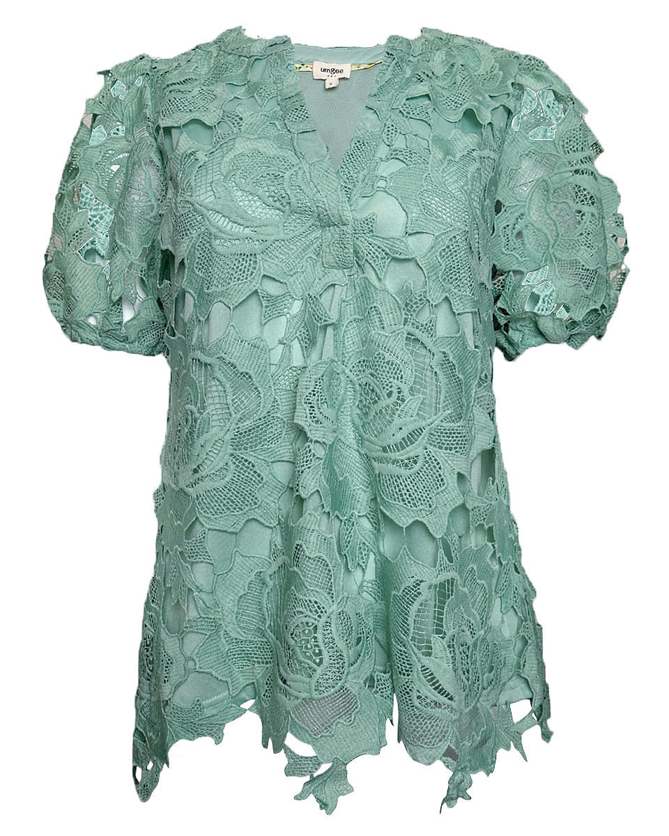 V-NECK LACE TOP IN DUSTY MINT