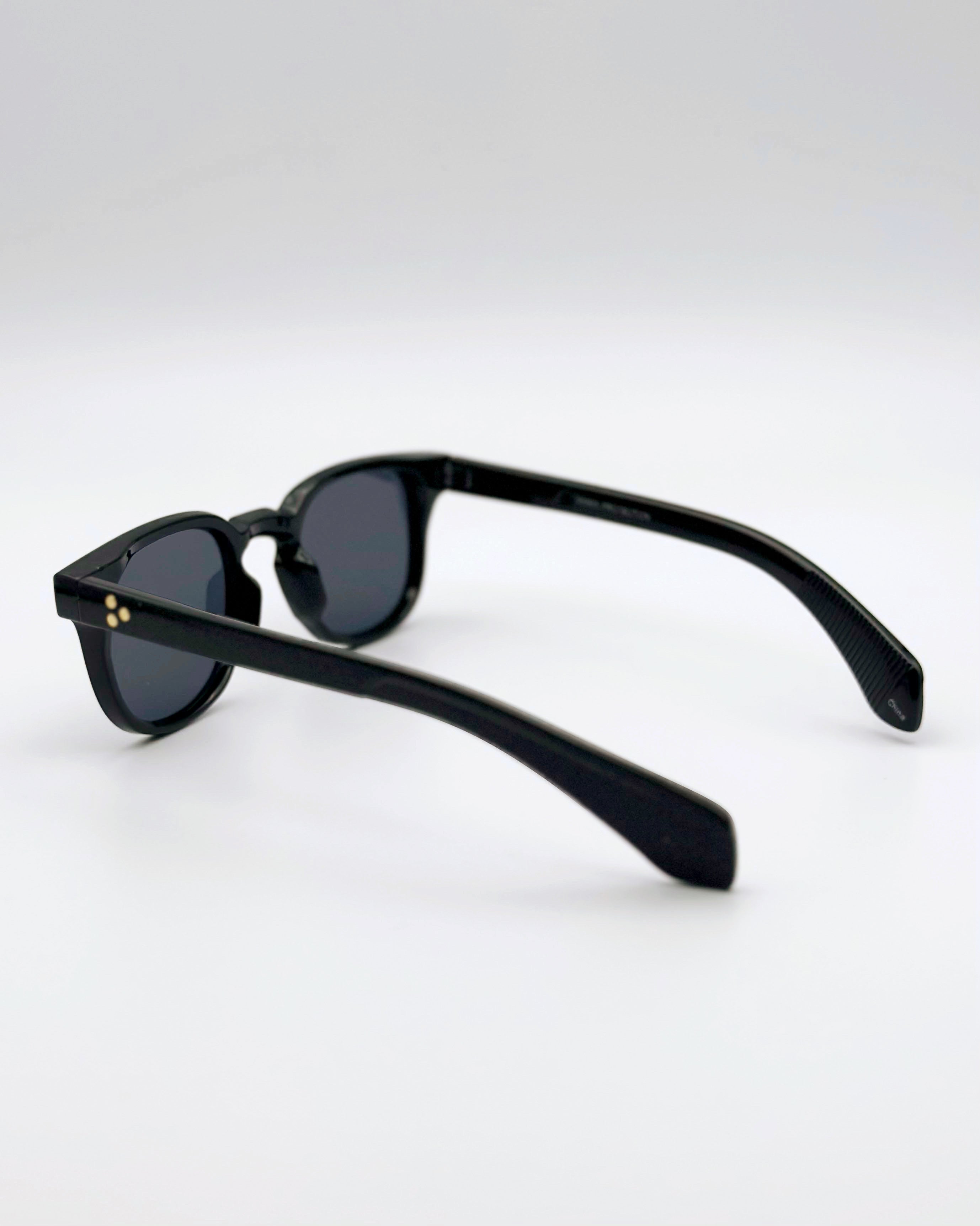 Square Frame Sunglasses - Blackbird Boutique