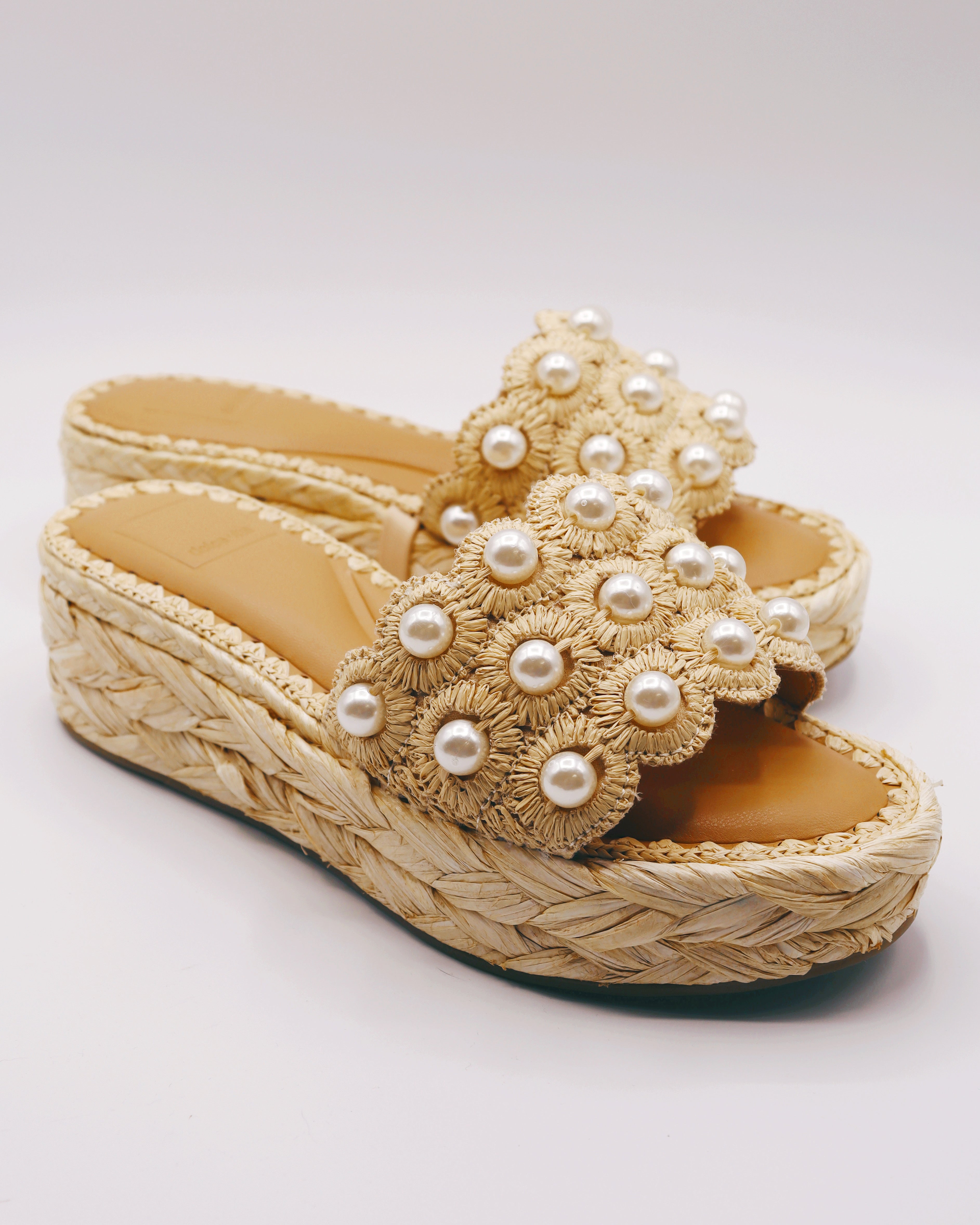 DOLCE VITA | Caper Pearl Raffia Platform Wedge Sandal