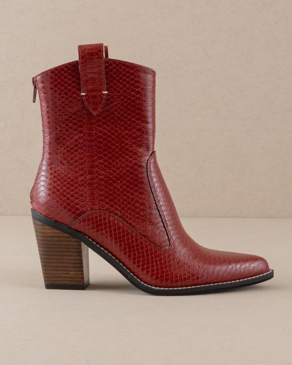 THE TARA WESTERN BOOT IN RED - Blackbird Boutique