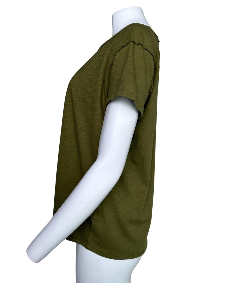 Short Sleeve Knit Tee in Moss - Blackbird Boutique