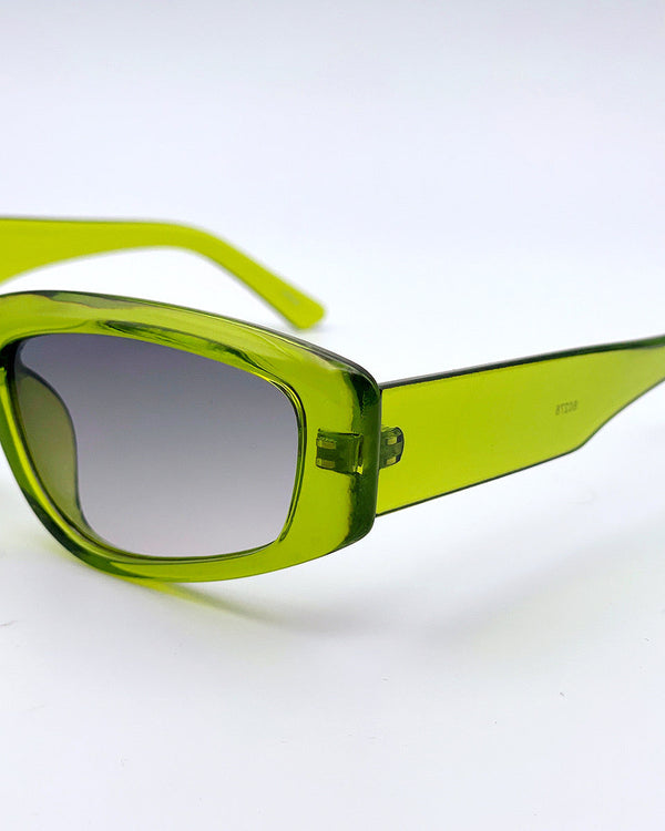 Retro Frame Sunglasses - Blackbird Boutique